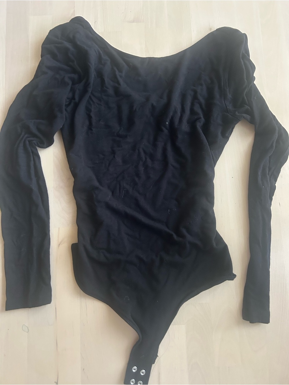 Black Long-Sleeve Off-Shoulder Bodysuit - Sleek Women's Top